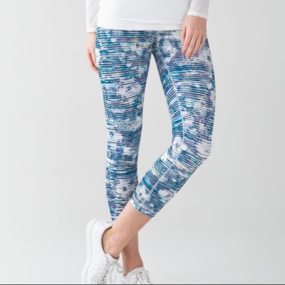 Lululemon capris